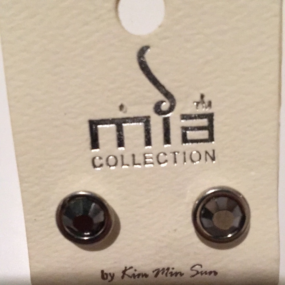 Mia collection earrings